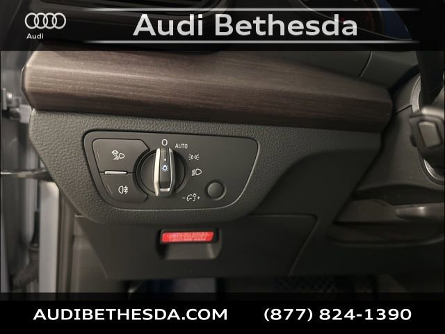 Used 2021 Audi Q5 2.0T Premium image 16