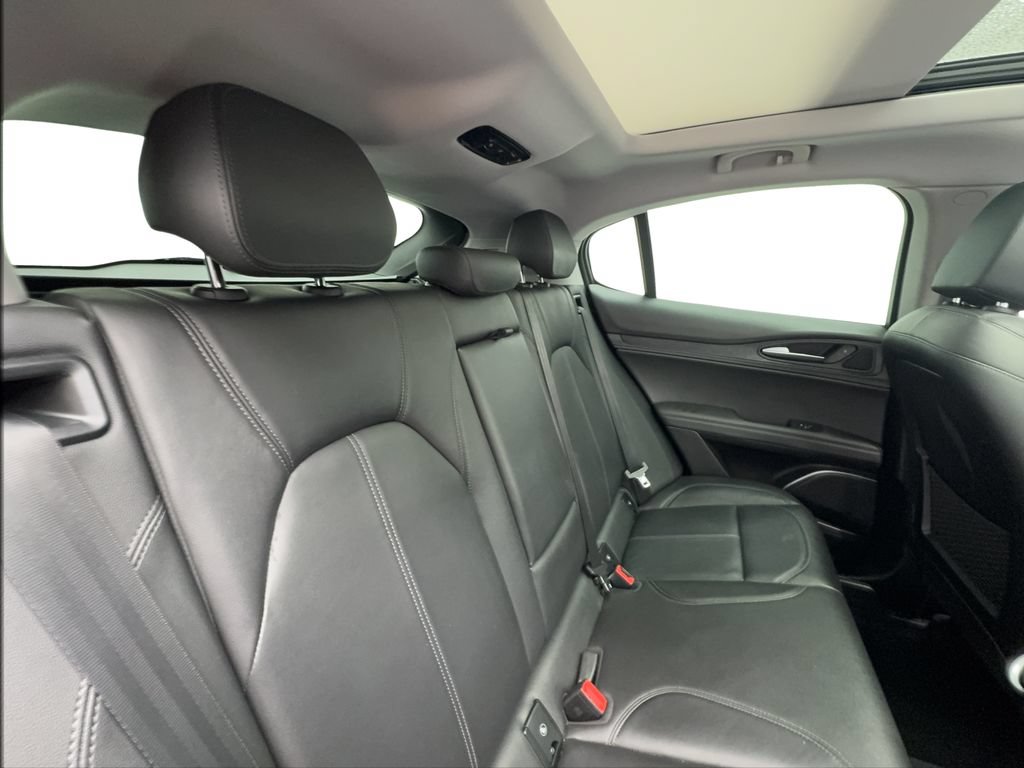 Used 2021 Alfa Romeo Stelvio Sprint w/ Sun & Sound Package image 26