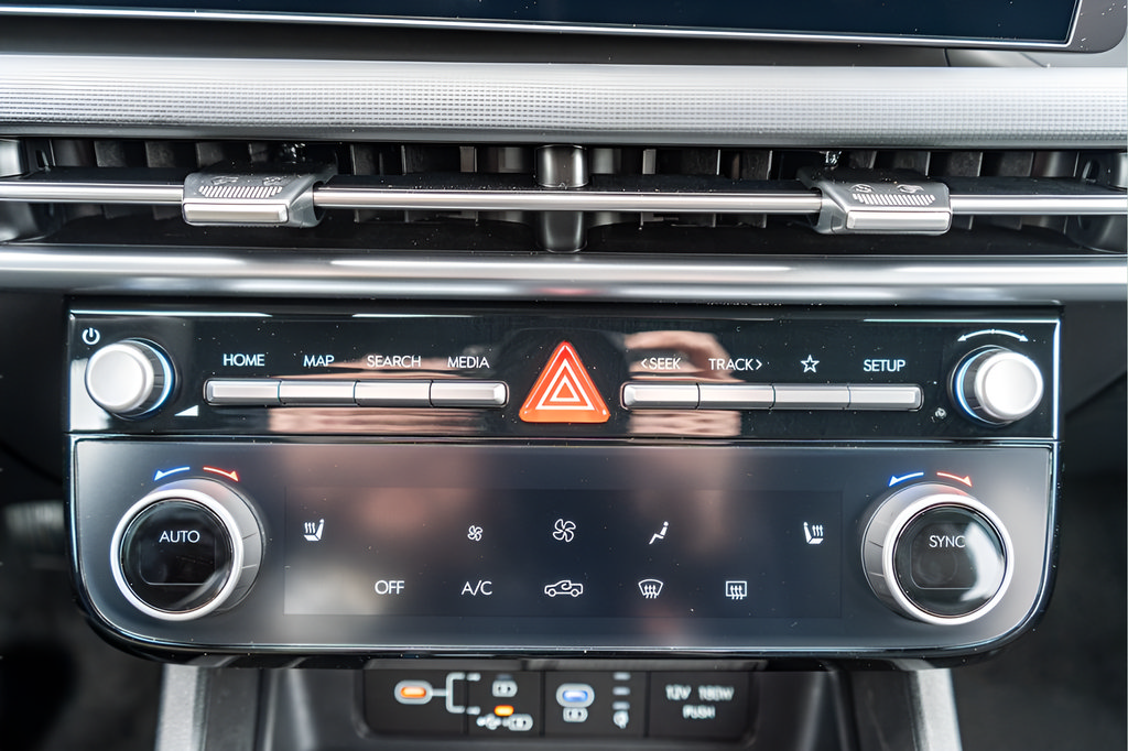 New 2026 Hyundai Santa Cruz XRT AWD/4WD image 36