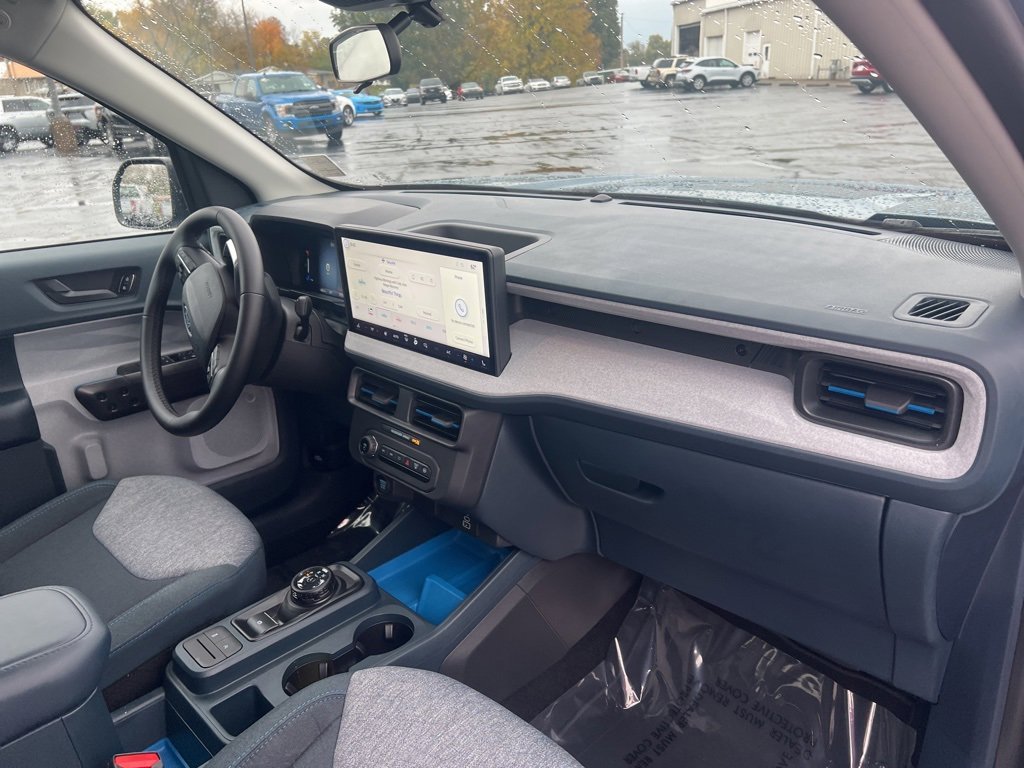 New 2025 Ford Maverick XLT w/ XLT Luxury Package image 16