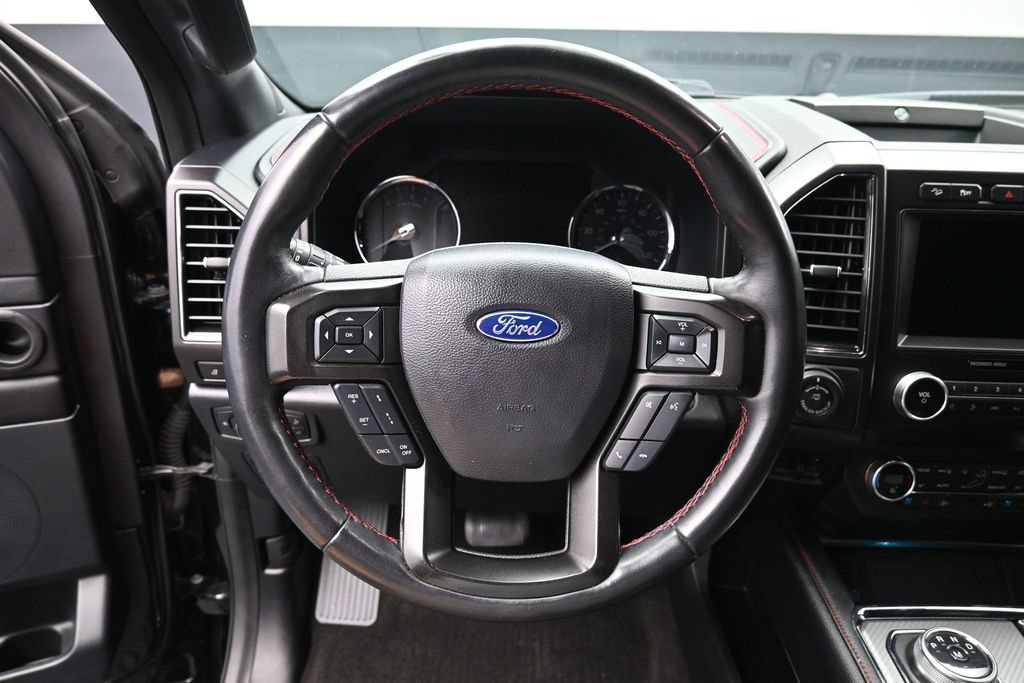 Used 2020 Ford Expedition Limited w/ Equipment Group 303A AWD/4WD image 17