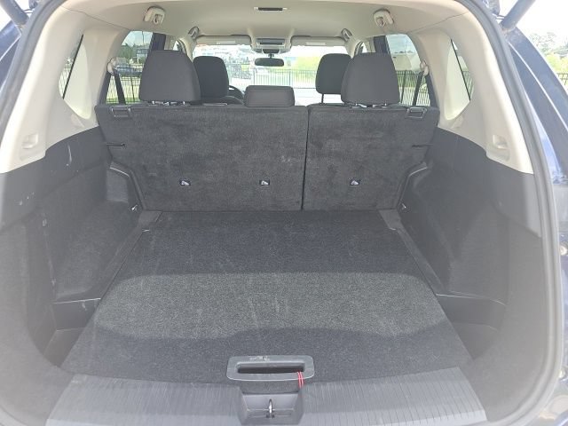 Used 2025 Nissan Rogue SV FWD image 23