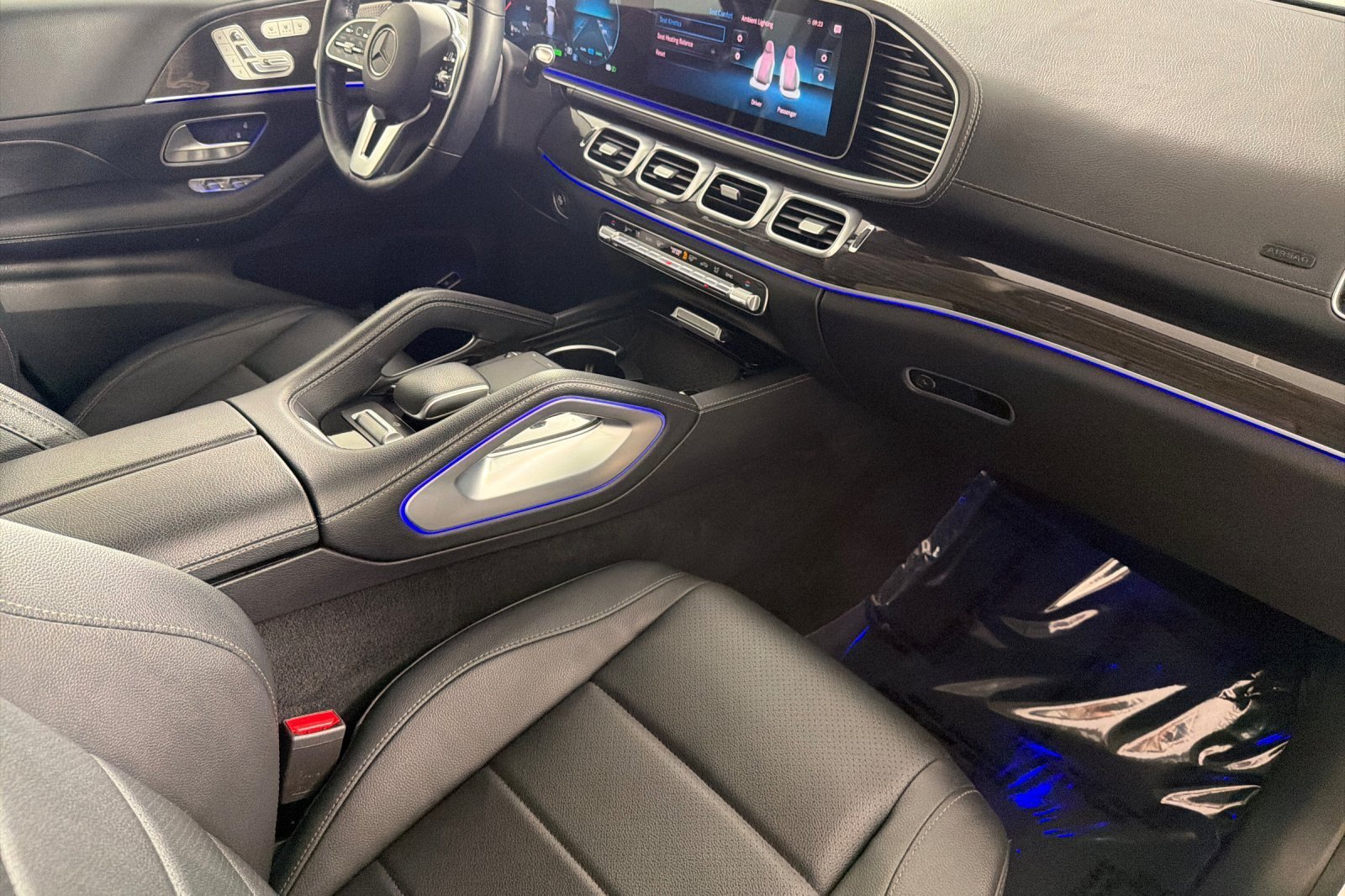 Used 2023 Mercedes-Benz GLS 450 4MATIC image 15