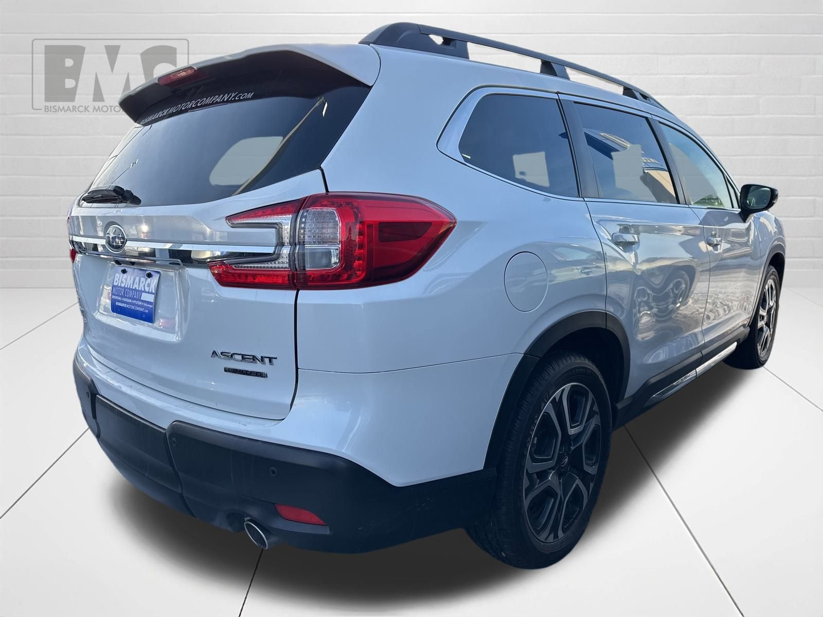 Used 2024 Subaru Ascent Limited w/ Technology Package image 39