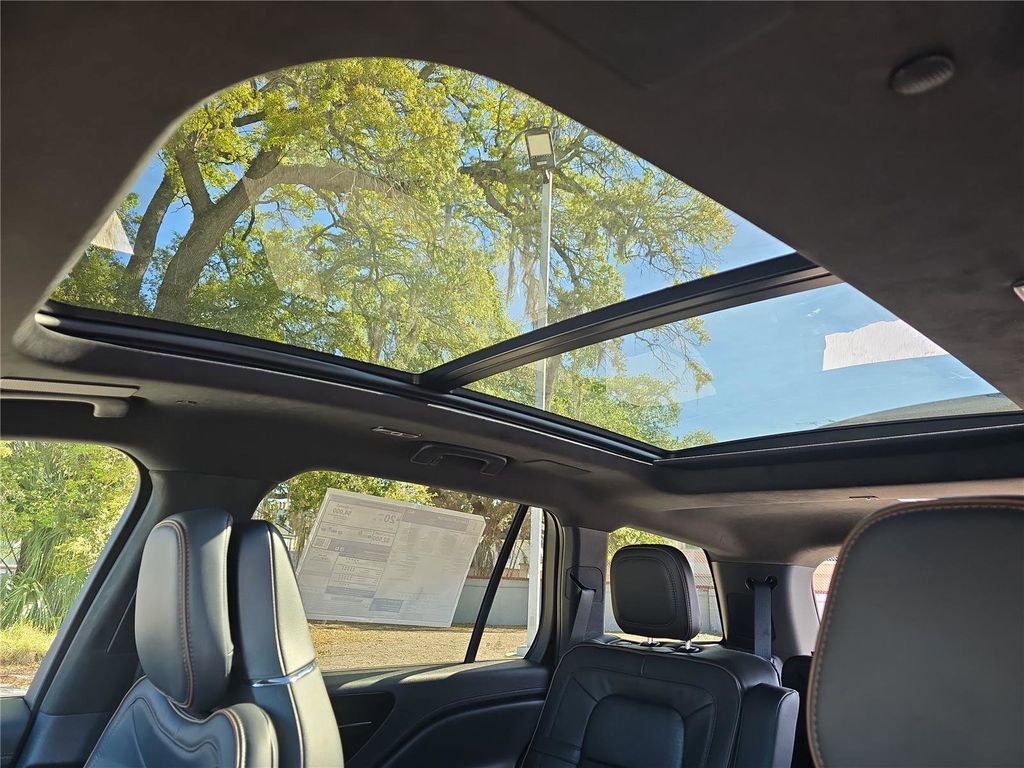 New 2026 Lincoln Aviator Black Label w/ Jet Appearance Package image 26