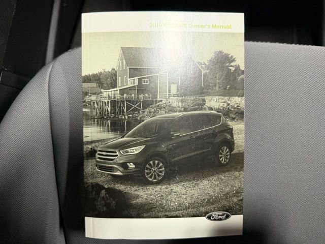 Used 2019 Ford Escape S image 43