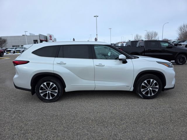 Used 2022 Toyota Highlander XLE image 8