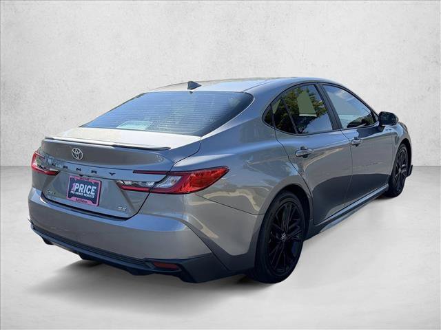 Used 2025 Toyota Camry SE w/ Multimedia Upgrade Package FWD image 5