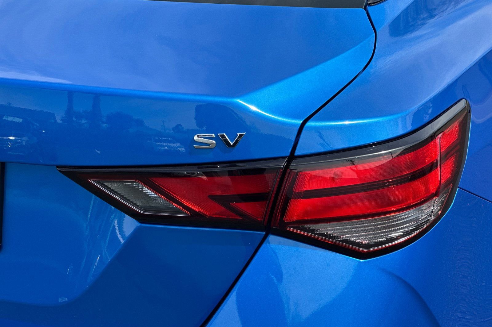 Used 2023 Nissan Sentra SV FWD image 34