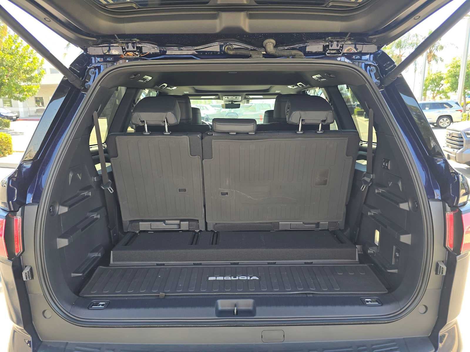 New 2026 Toyota Sequoia Platinum w/ TRD Off-Road Package AWD/4WD image 15