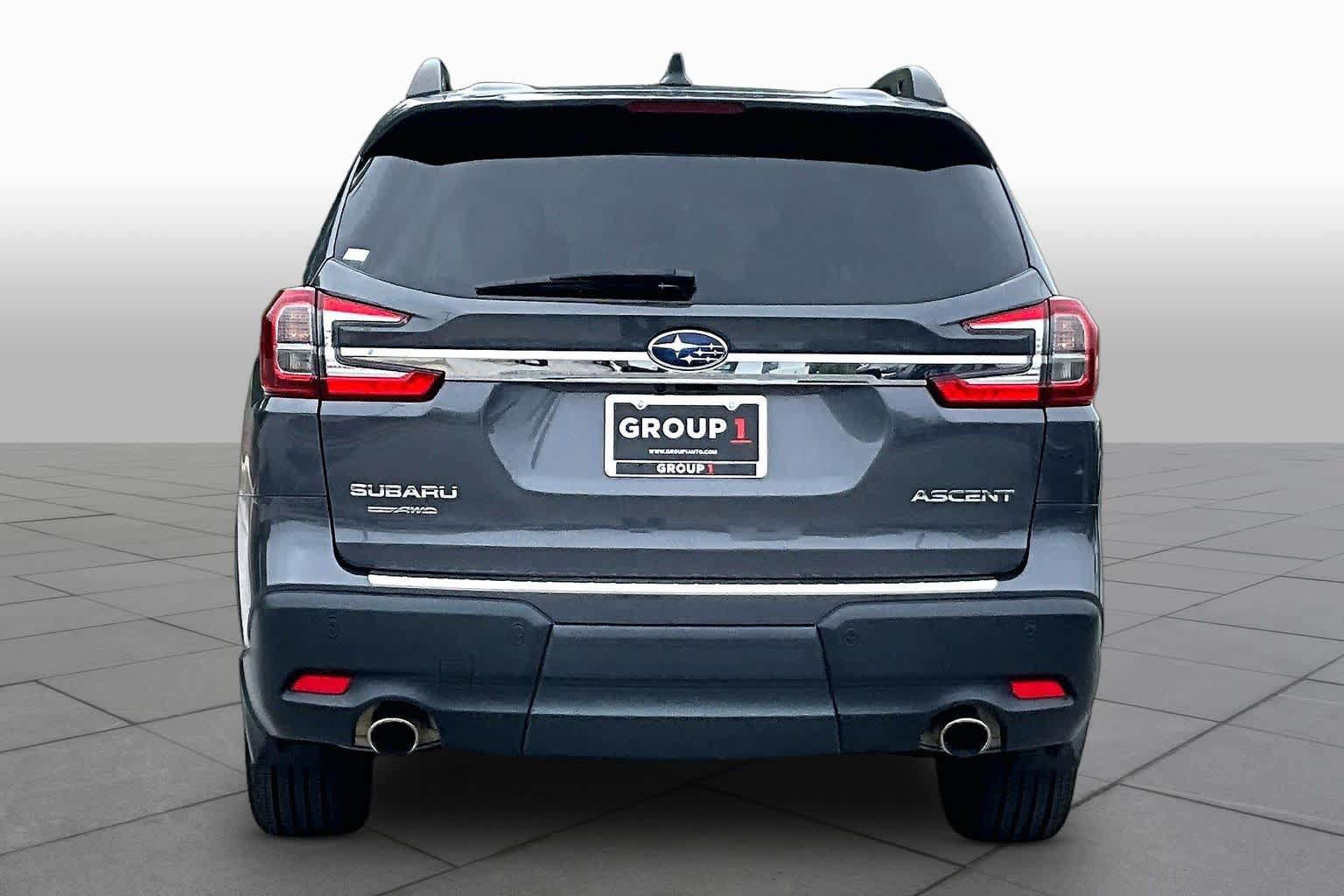 Used 2023 Subaru Ascent Premium w/ Convenience Package AWD/4WD image 5