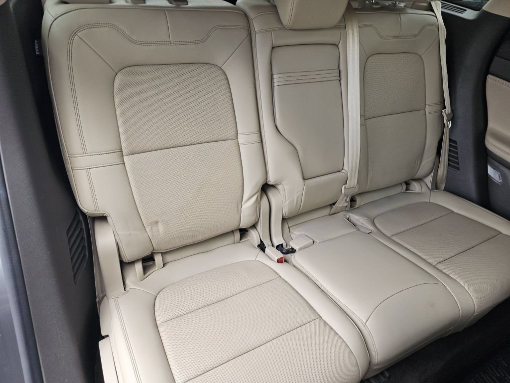 Used 2021 Lincoln Corsair AWD w/ Premium Package image 28