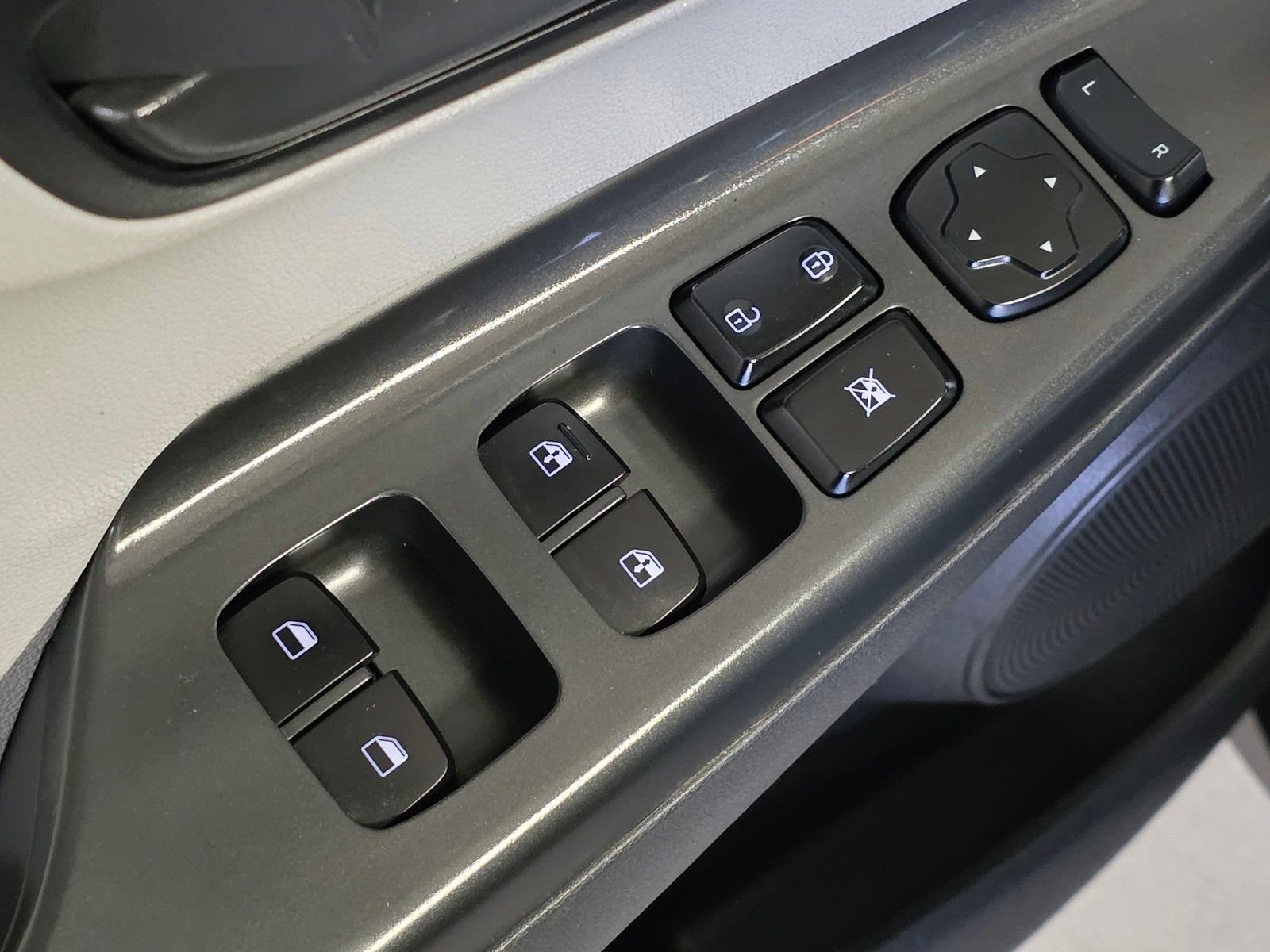 Certified 2023 Hyundai Kona SEL image 21