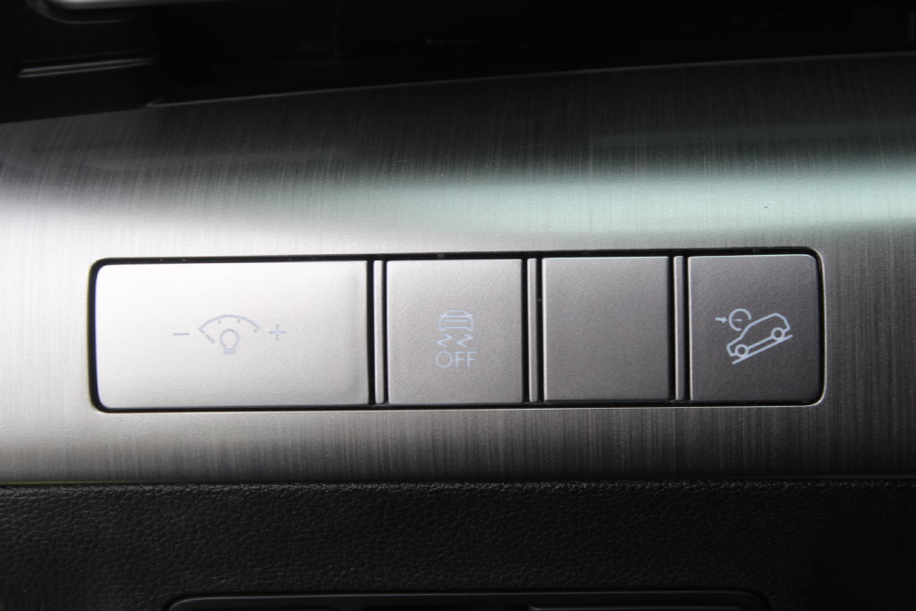 Used 2024 Hyundai Kona SEL FWD image 28