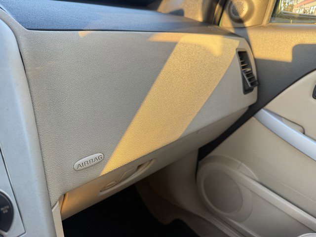 Used 2005 Chevrolet Equinox LT w/ Preferred Equipment Group image 22