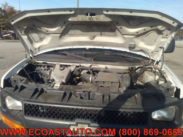 Used 2011 Chevrolet Express 1500 image 6