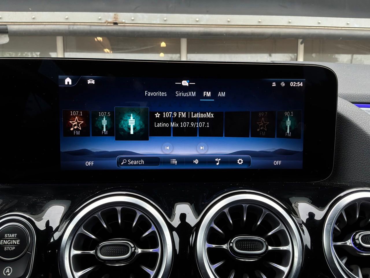 Used 2025 Mercedes-Benz GLA 250 image 37