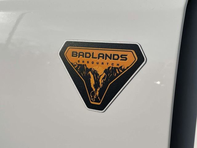 Used 2024 Ford Bronco Badlands image 17