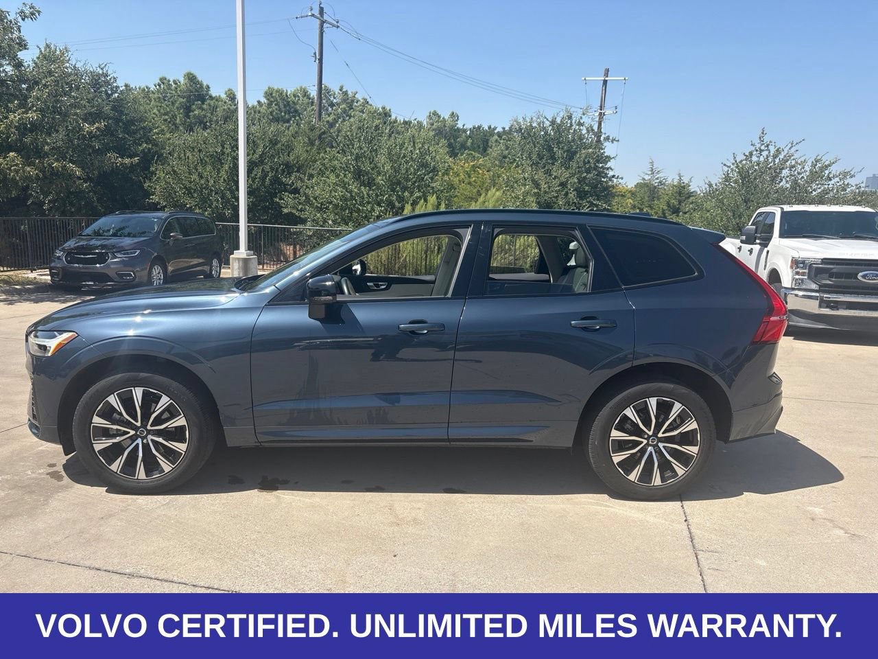 Certified 2024 Volvo XC60 B5 Core w/ Protection Package Premier AWD/4WD image 8