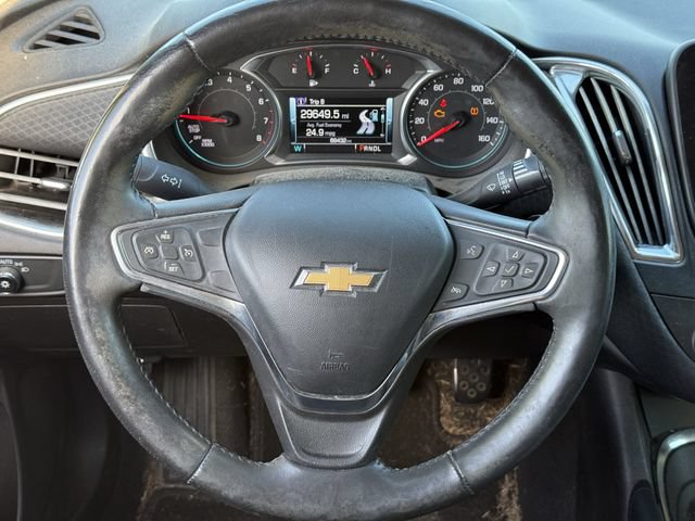 Used 2017 Chevrolet Malibu LT FWD image 12