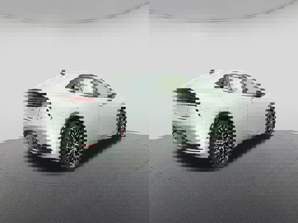 New 2026 Toyota Prius XLE image 25