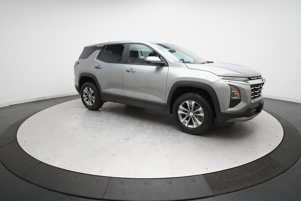 Certified 2025 Chevrolet Equinox LT image 13