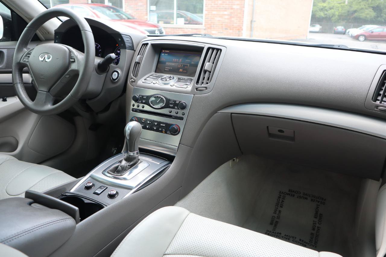 Used 2011 INFINITI G25 x w/ Moonroof Pkg AWD/4WD image 11