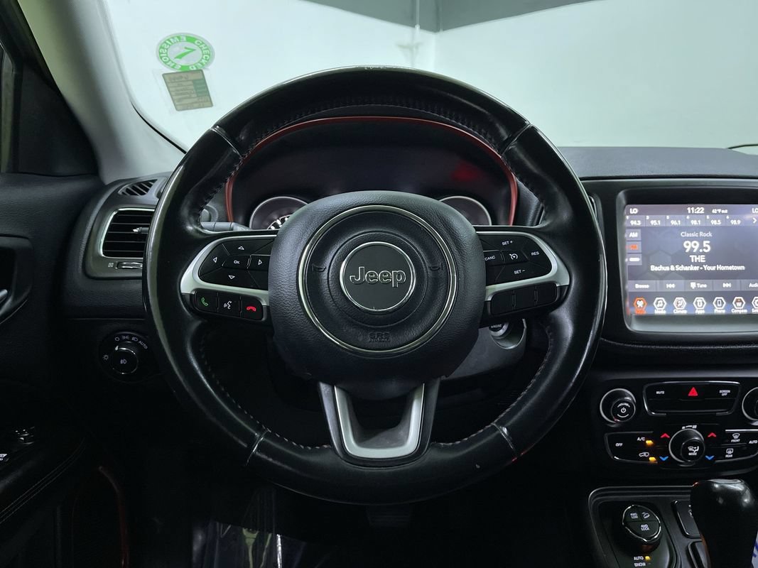 Used 2019 Jeep Compass Trailhawk AWD/4WD image 21