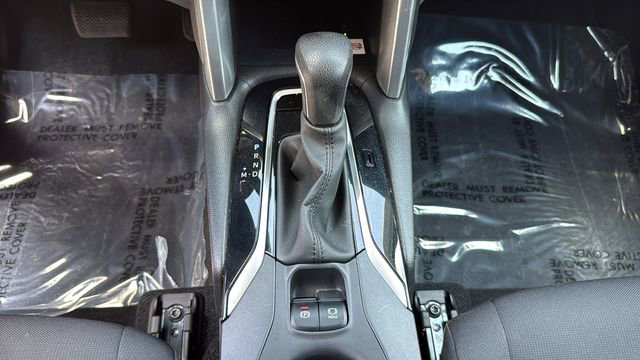 Certified 2023 Toyota Corolla Cross LE w/ Moonroof Package FWD image 25
