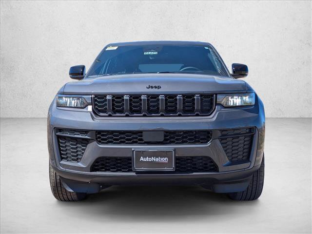 New 2026 Jeep Grand Cherokee Altitude AWD/4WD image 4