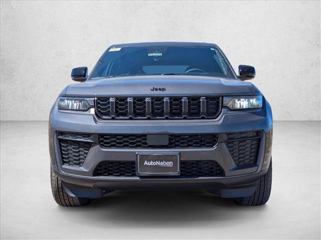 New 2026 Jeep Grand Cherokee Altitude AWD/4WD image 4