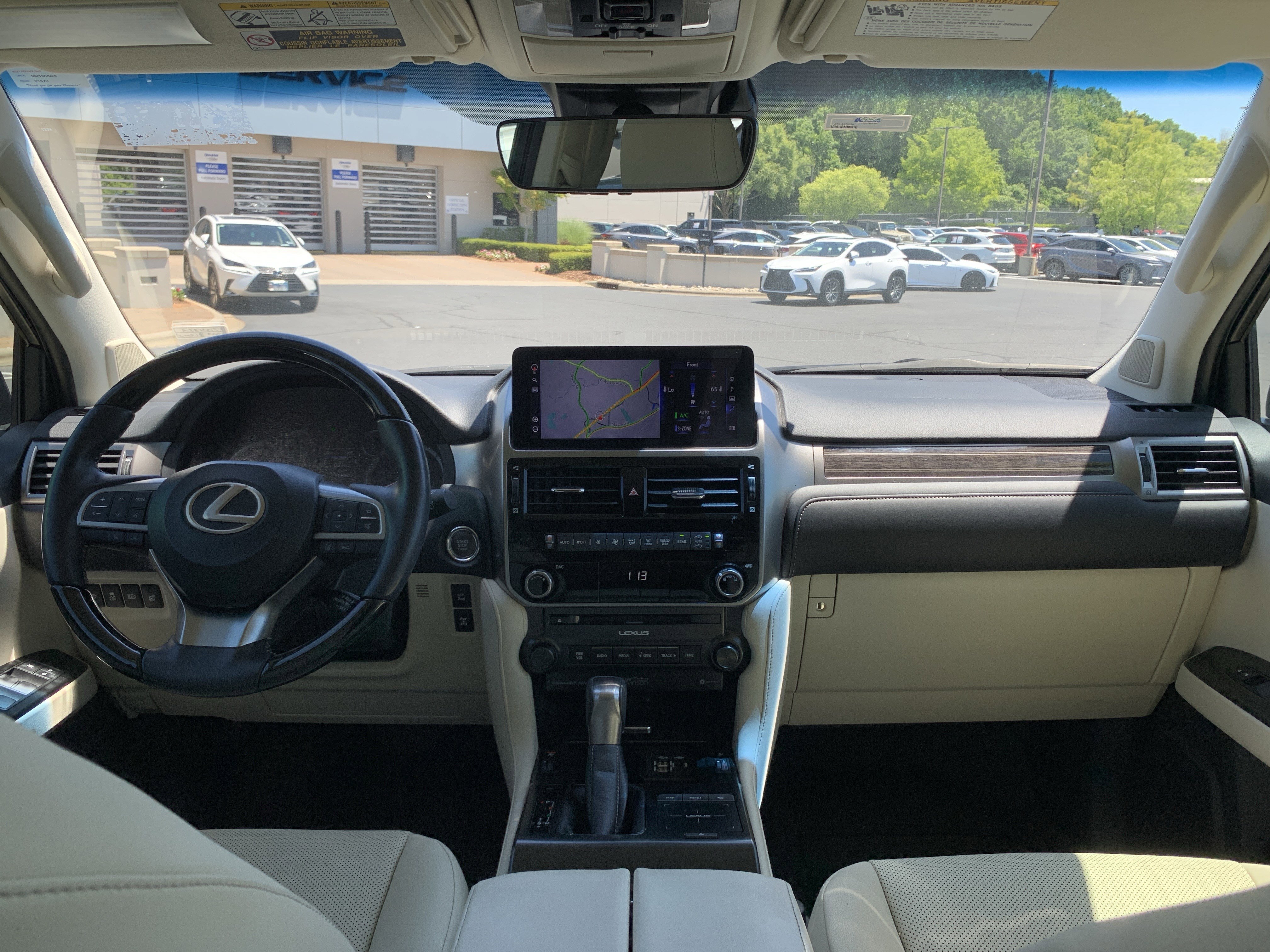 Used 2023 Lexus GX 460 Premium AWD/4WD image 30