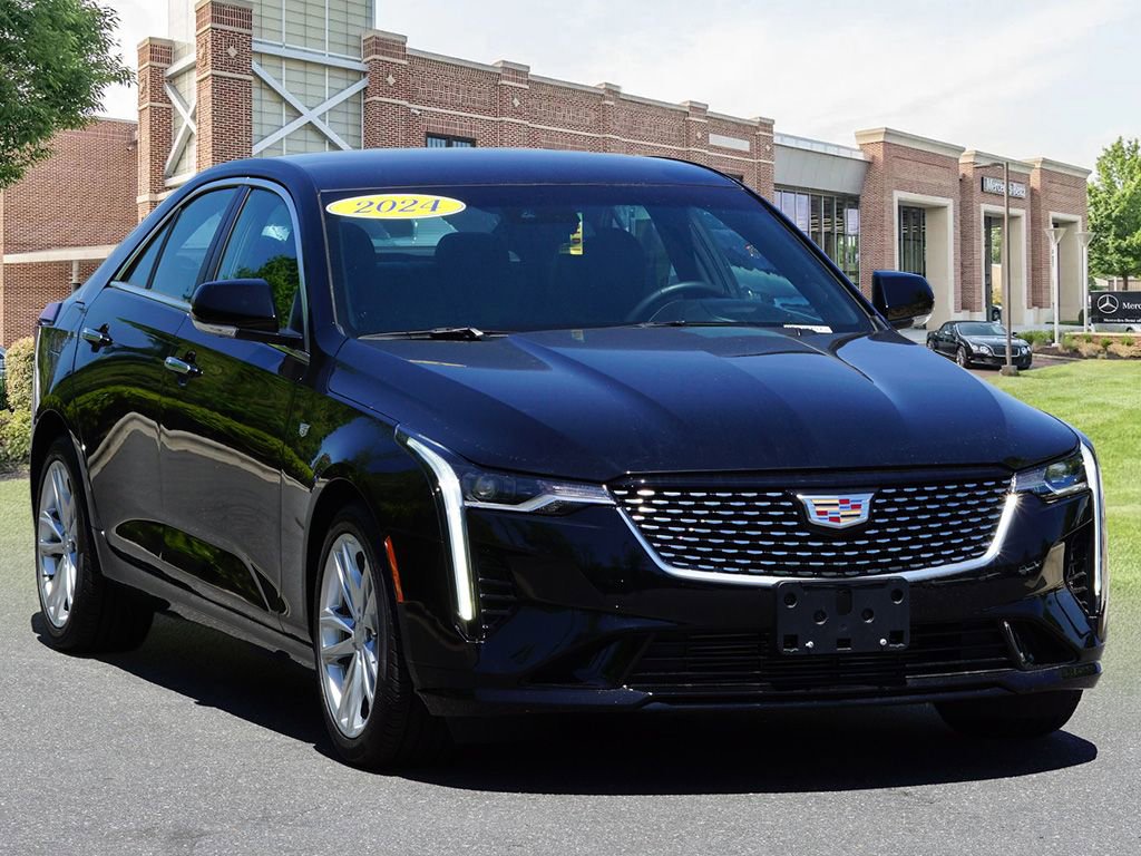 Used 2024 Cadillac CT4 Luxury w/ Cold Weather Package RWD image 3