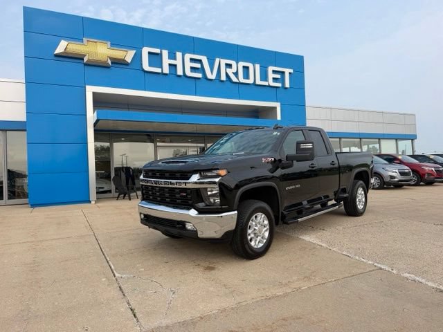 Used 2022 Chevrolet Silverado 2500 LT w/ Convenience Package AWD/4WD image 1