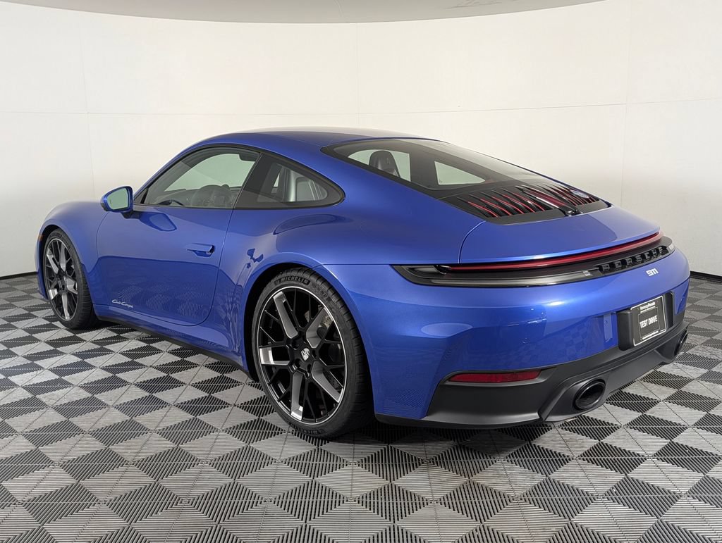 Used 2026 Porsche 911 Carrera T RWD image 3