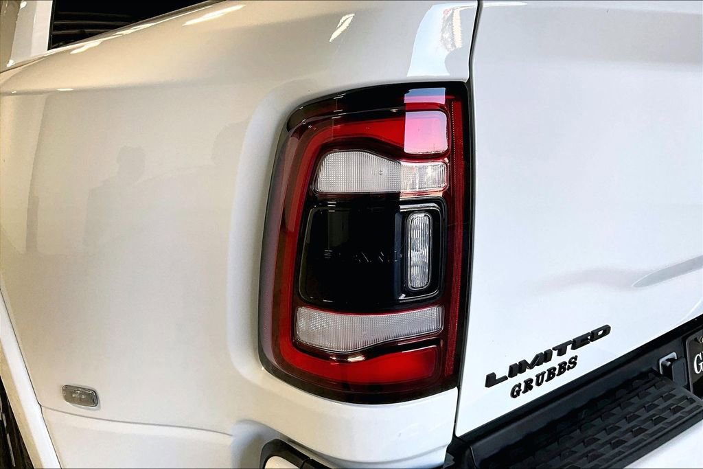 Used 2024 RAM 3500 Limited image 40