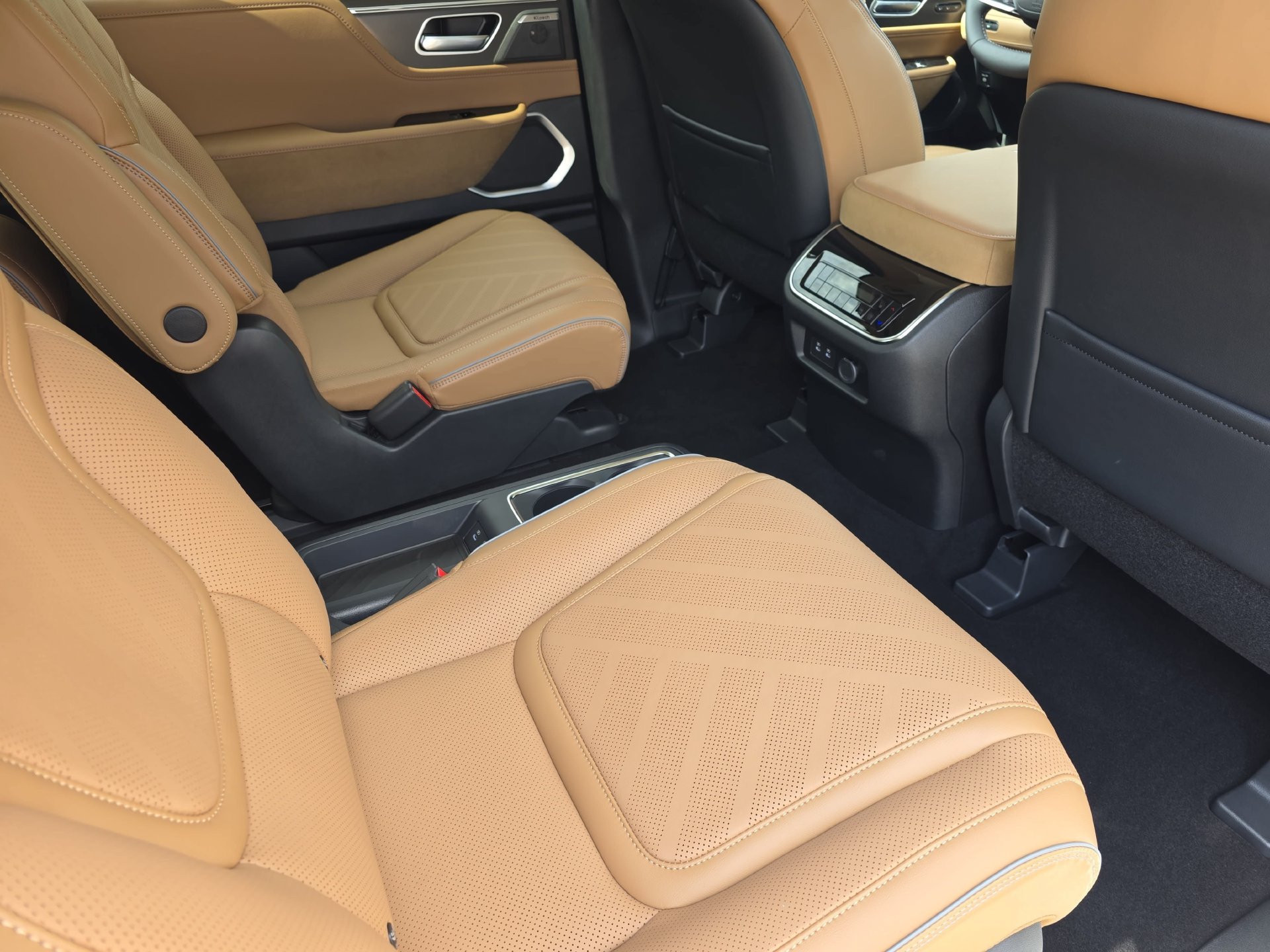 New 2027 INFINITI QX80 Luxe AWD/4WD image 11