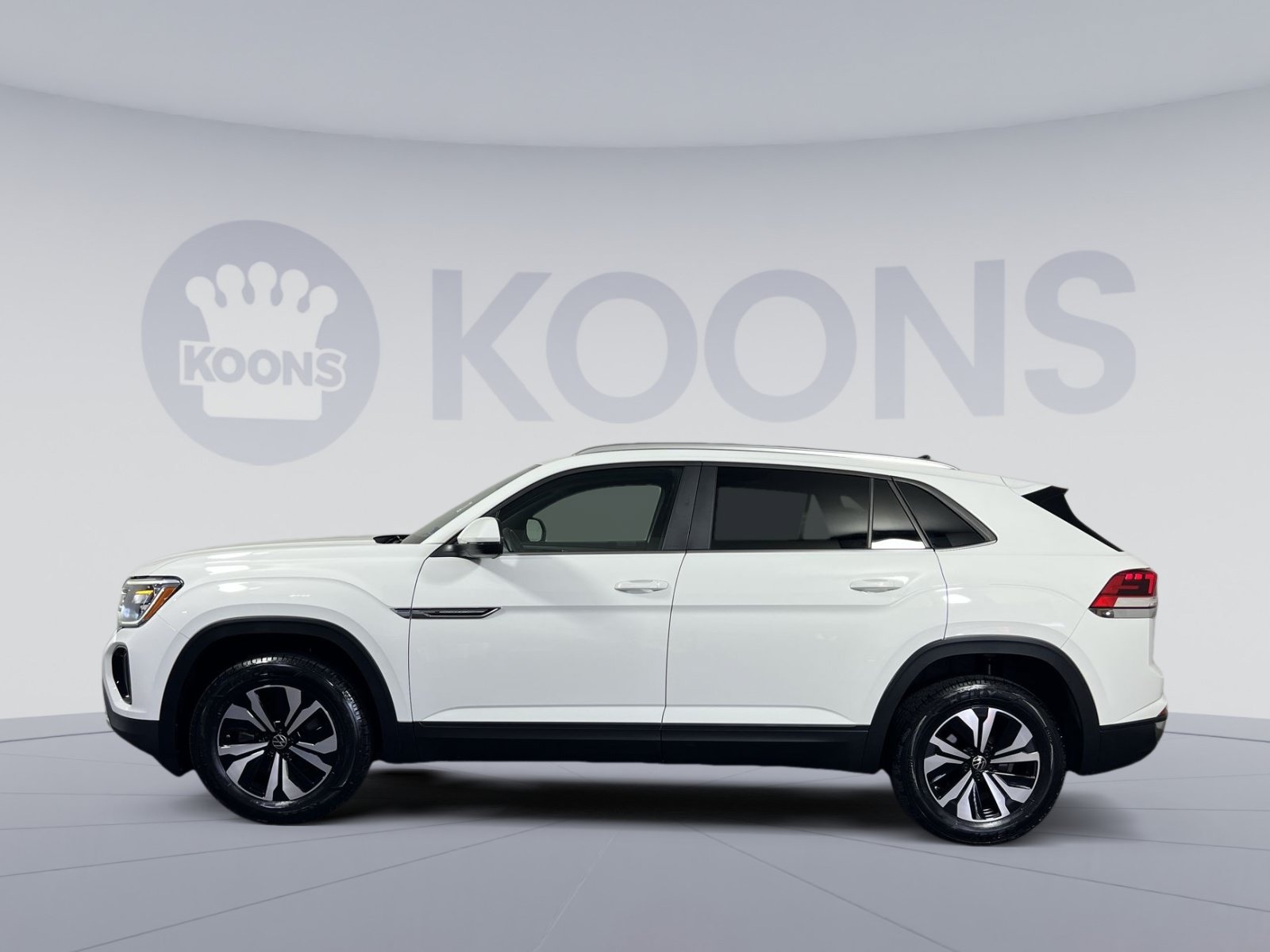 Used 2024 Volkswagen Atlas Cross Sport SE AWD/4WD image 7