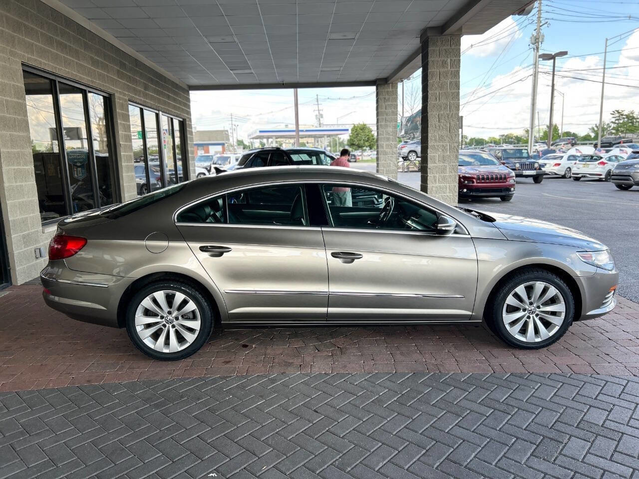 Used 2012 Volkswagen CC Sport FWD image 21