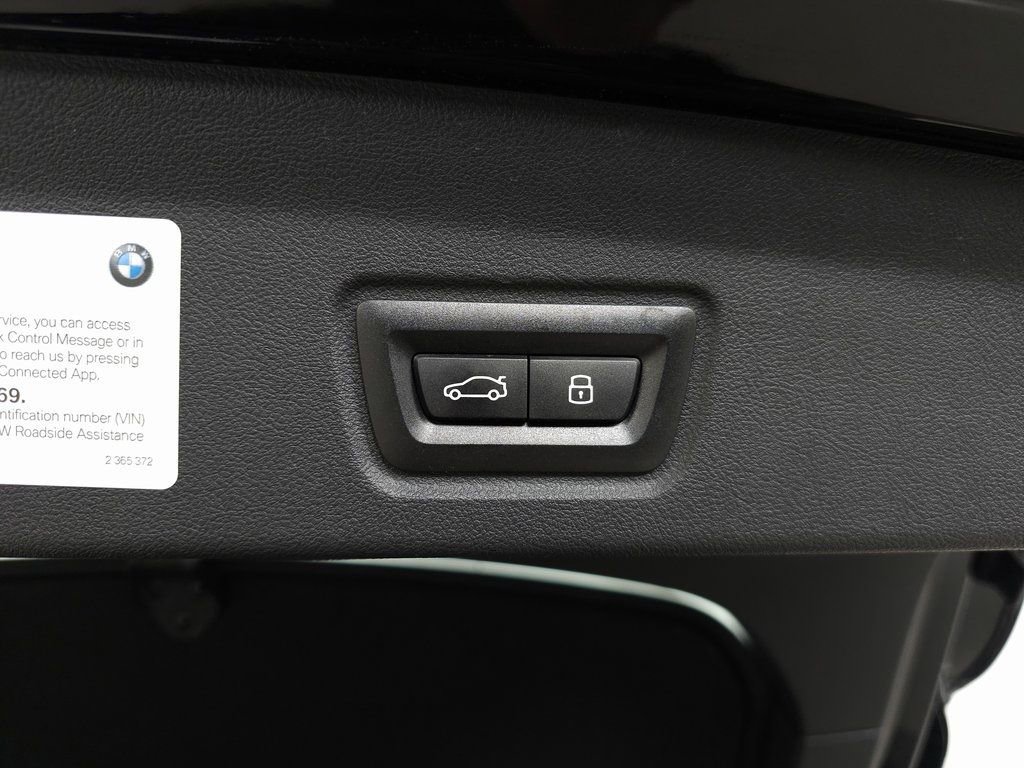 Used 2024 BMW i4 xDrive40i w/ M Sport Package image 9