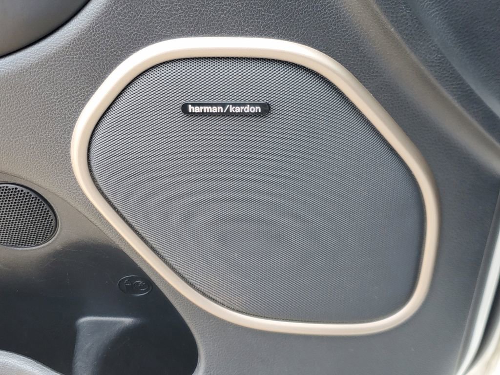 Used 2017 Jeep Grand Cherokee Overland AWD/4WD image 20