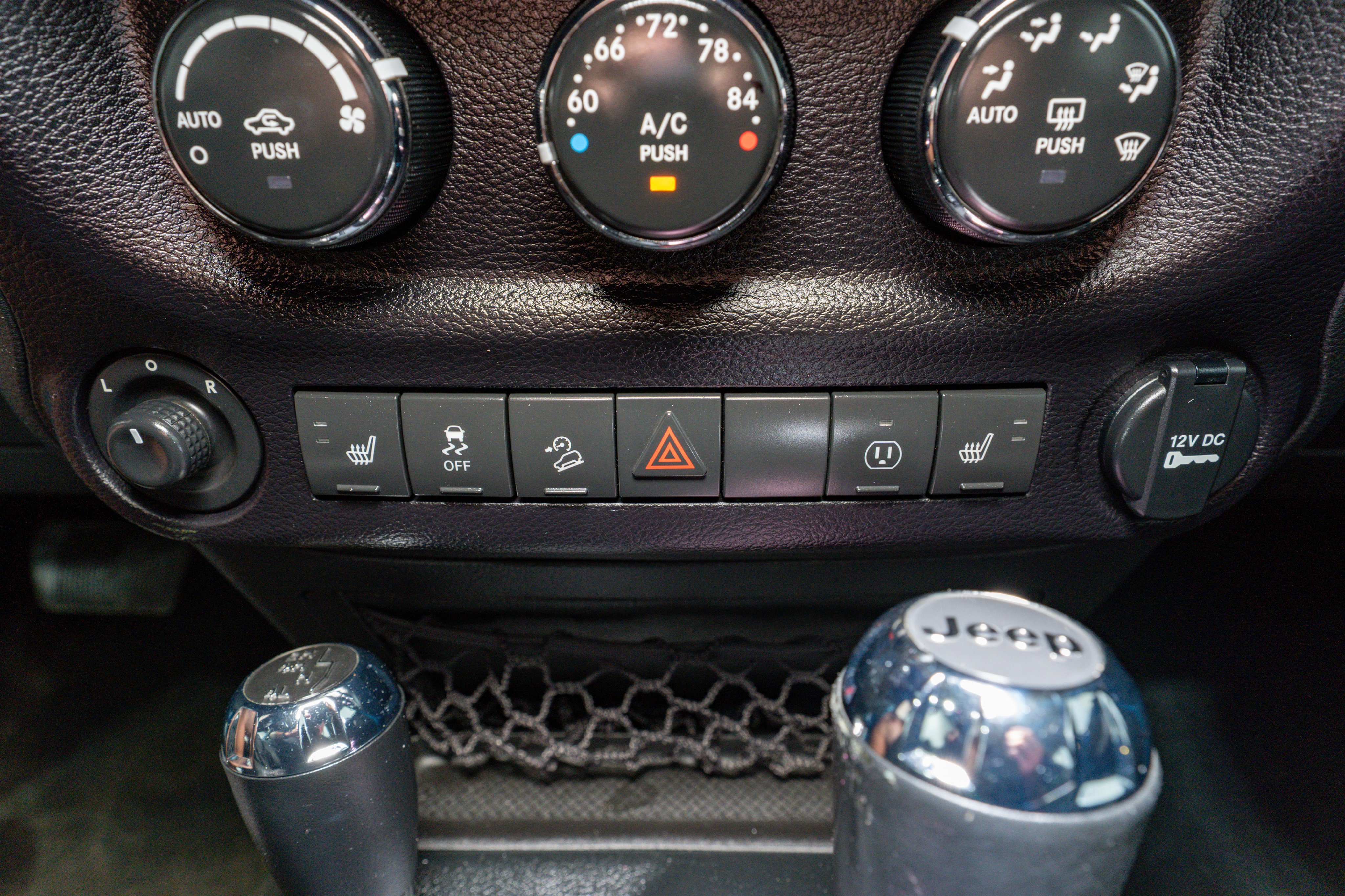 Used 2017 Jeep Wrangler Unlimited Rubicon w/ Dual Top Group image 19