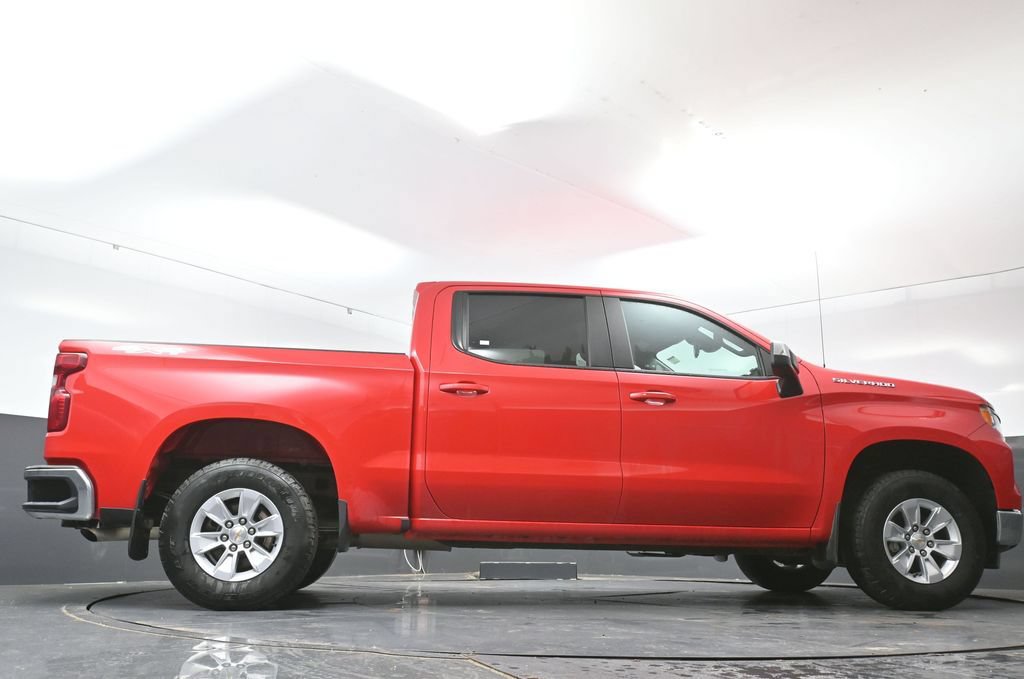 Used 2025 Chevrolet Silverado 1500 LT w/ Work Truck Package AWD/4WD image 25