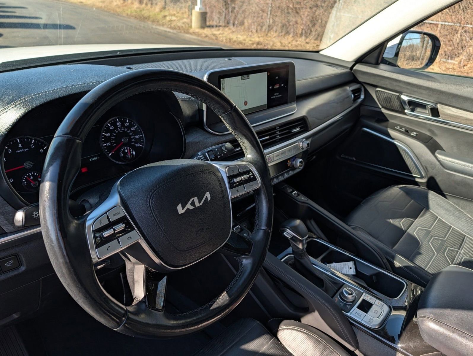 Used 2022 Kia Telluride SX w/ SX Prestige Package image 32