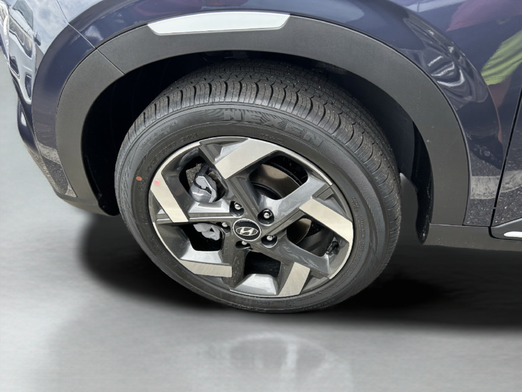 New 2026 Hyundai Venue SEL FWD image 35