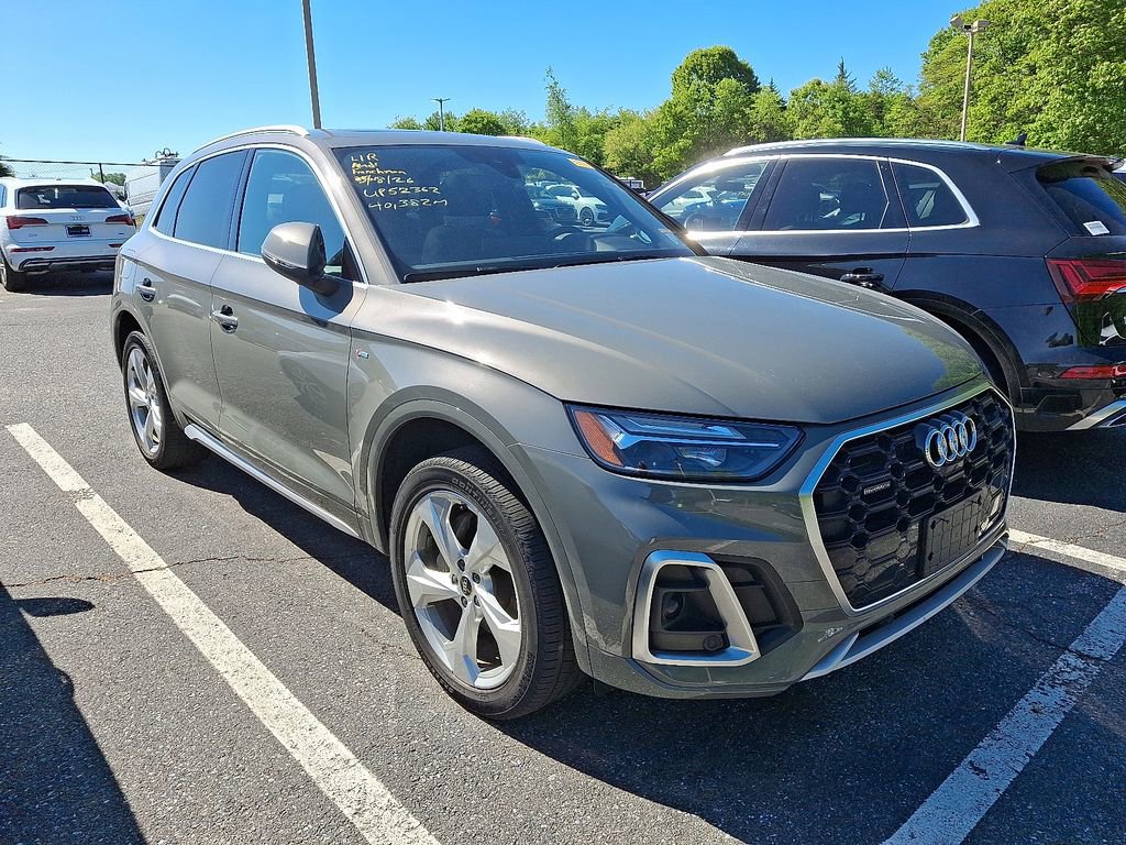 Used 2023 Audi Q5 2.0T Premium Plus w/ Premium Plus Package AWD/4WD image 3