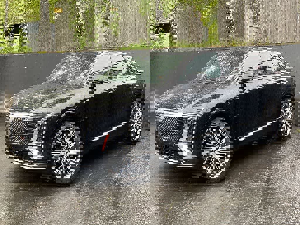 Certified 2025 Cadillac Lyriq Luxury w/ LPO, Floor Liner Package