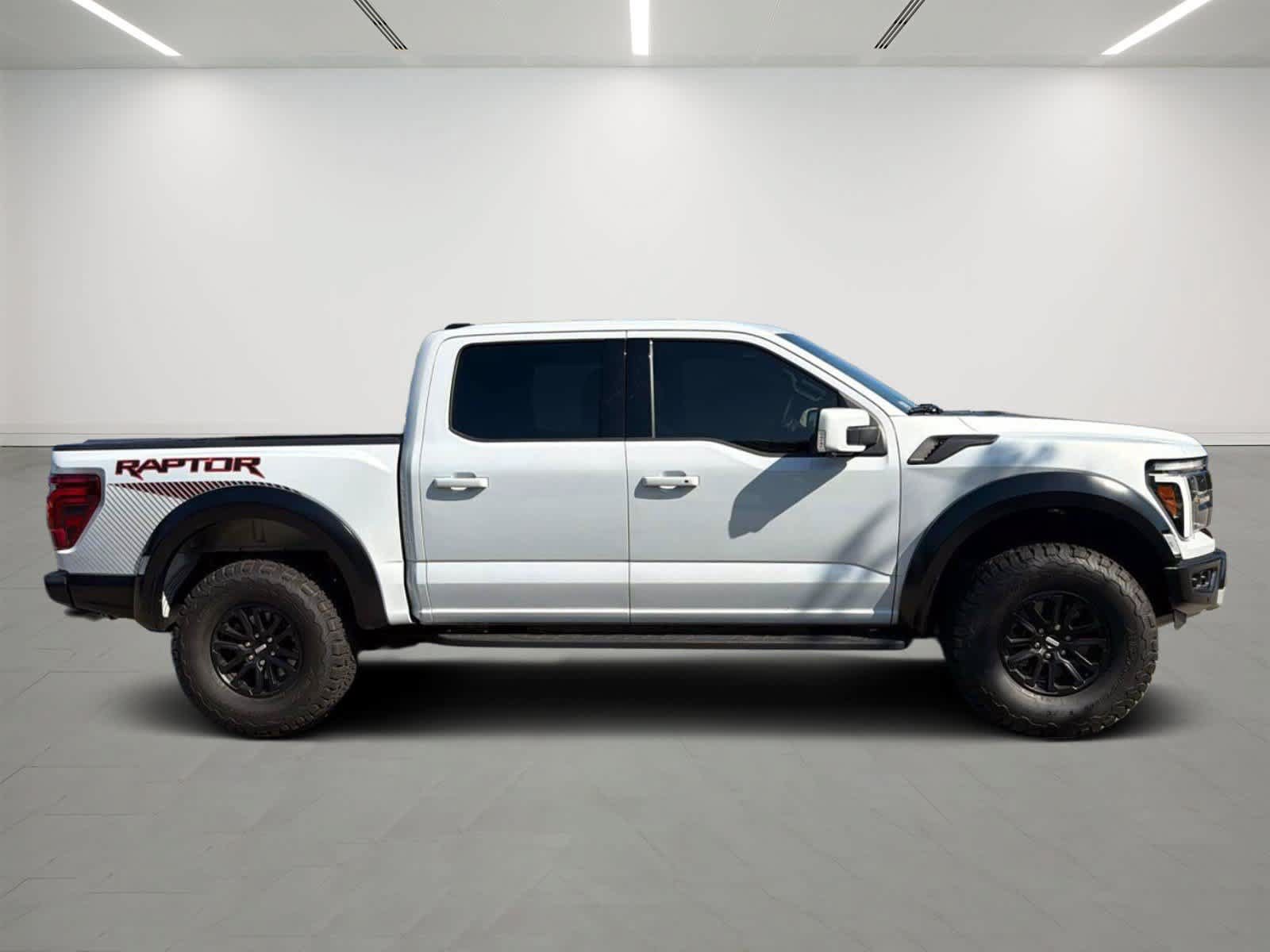 Used 2025 Ford F150 Raptor AWD/4WD image 5