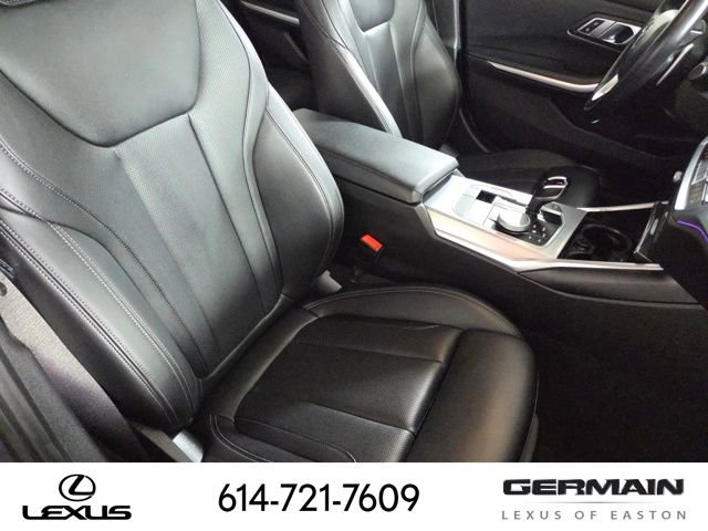 Used 2022 BMW 330i xDrive Sedan w/ Driving Assistance Package AWD/4WD image 29