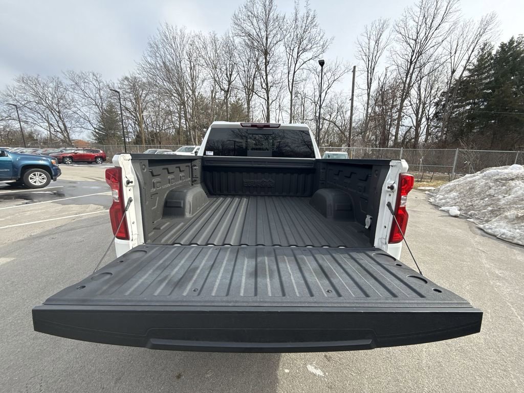 Used 2024 Chevrolet Silverado 1500 High Country w/ Technology Package AWD/4WD image 22
